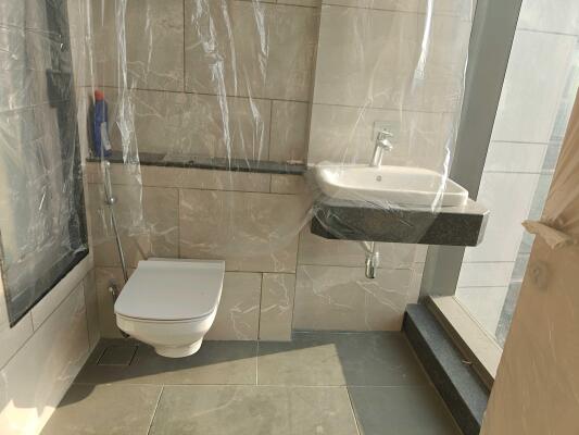 Rustomjee Crown - 4BHK, Floor 50