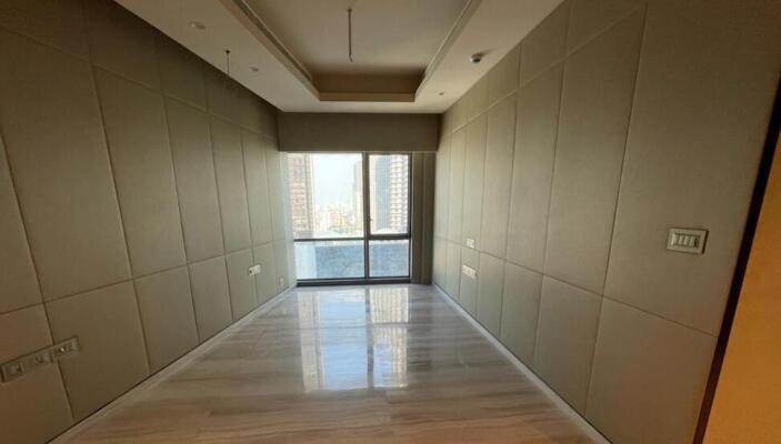 Lodha World Towers - 3BHK, Floor 30