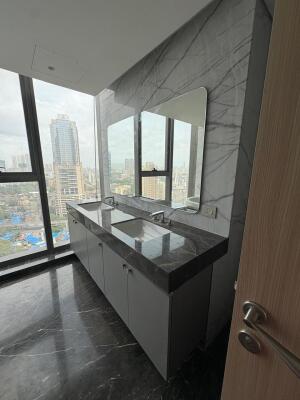 Rustomjee Crown - 5BHK, Floor 40