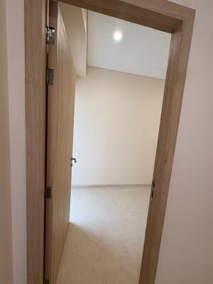 Rustomjee Crown - 5BHK, Floor 40