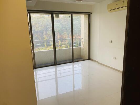 Oberoi Splendor - 3BHK, Floor 4