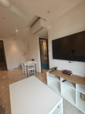 Hiranandani Regent Hill